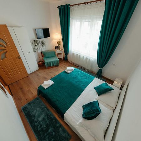 Flh - Apartament Mai Cu Aroma De Cafea Si Ceai Сибиу Экстерьер фото