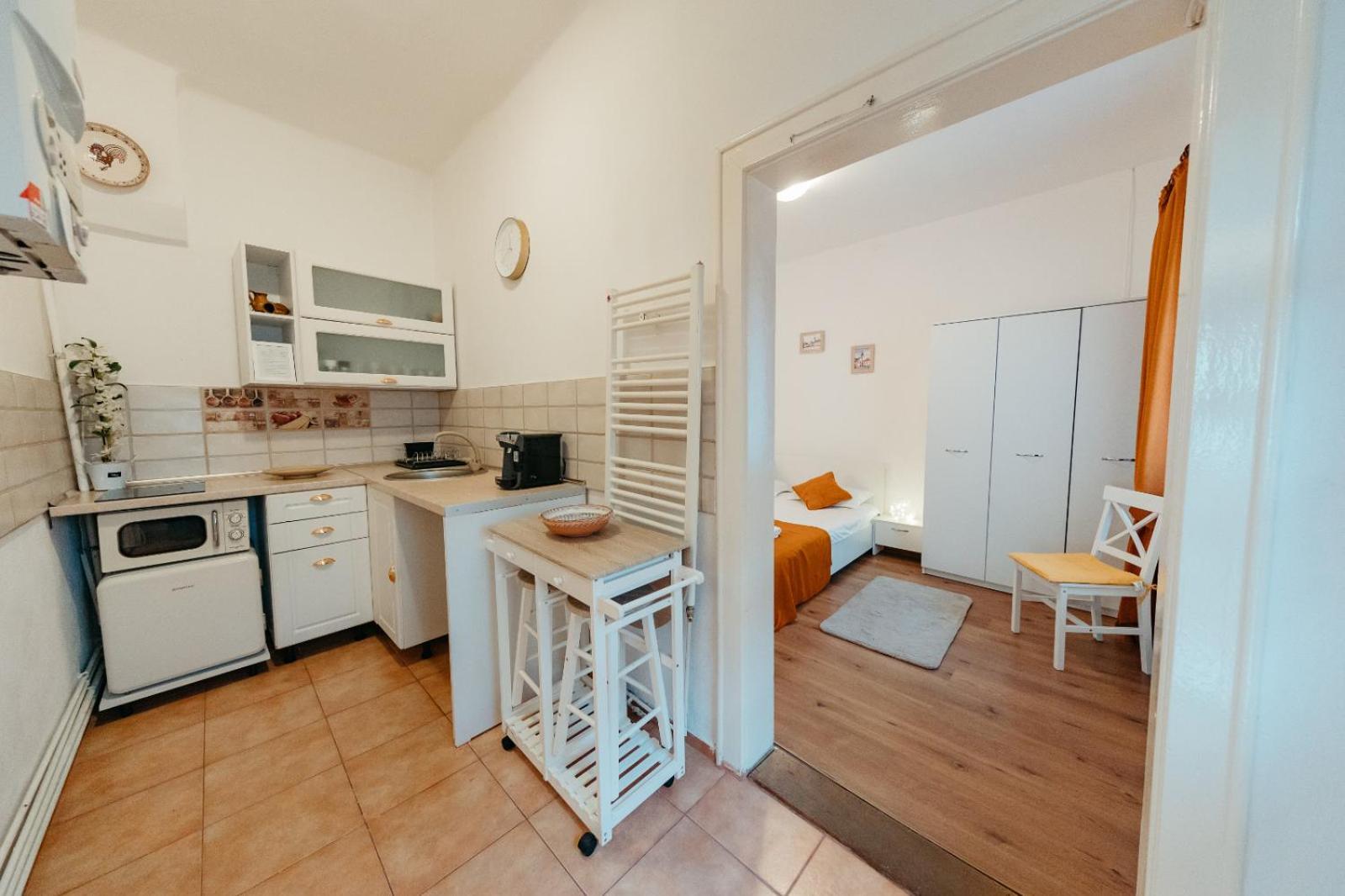 Flh - Apartament Mai Cu Aroma De Cafea Si Ceai Сибиу Экстерьер фото