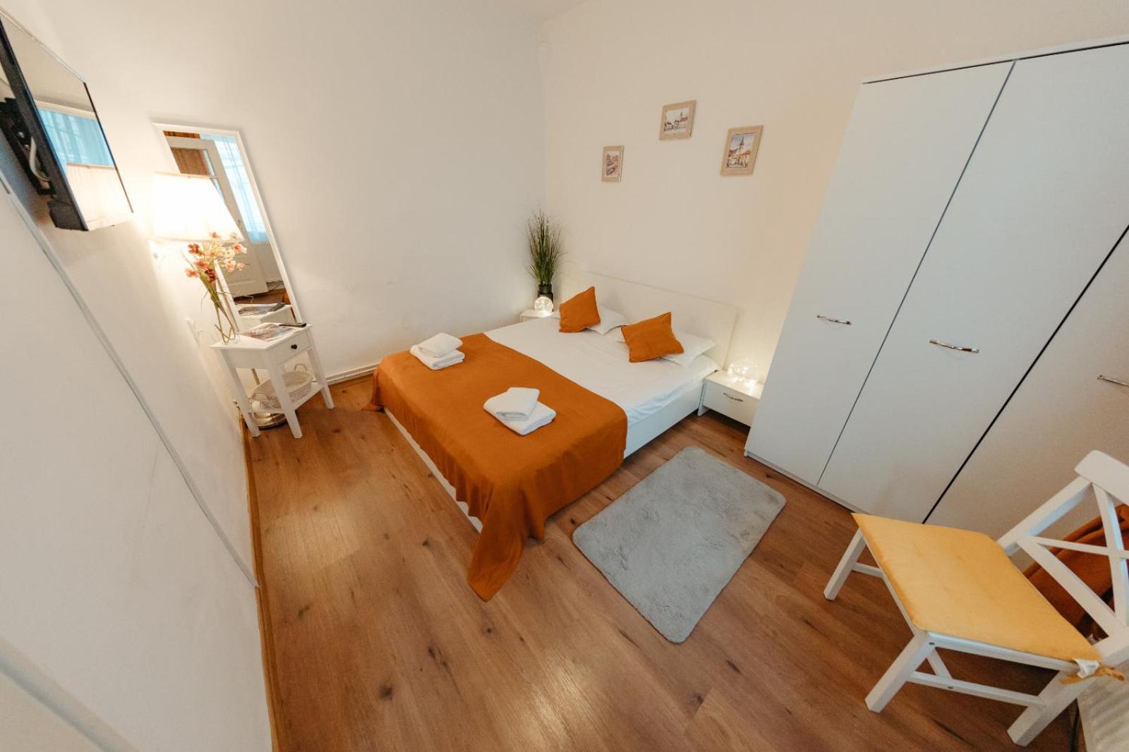 Flh - Apartament Mai Cu Aroma De Cafea Si Ceai Сибиу Экстерьер фото