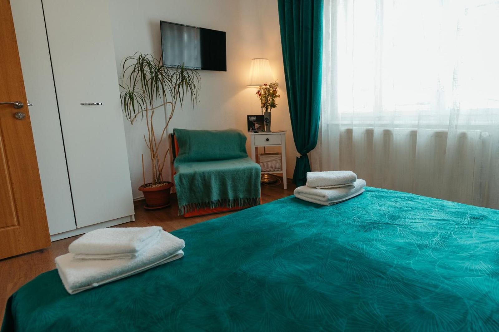 Flh - Apartament Mai Cu Aroma De Cafea Si Ceai Сибиу Экстерьер фото