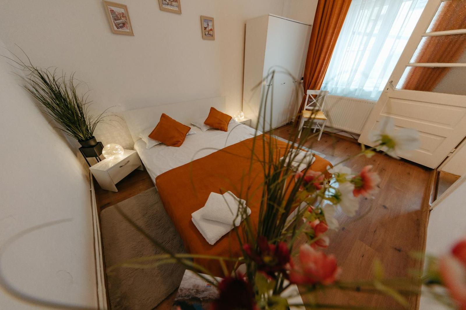 Flh - Apartament Mai Cu Aroma De Cafea Si Ceai Сибиу Экстерьер фото