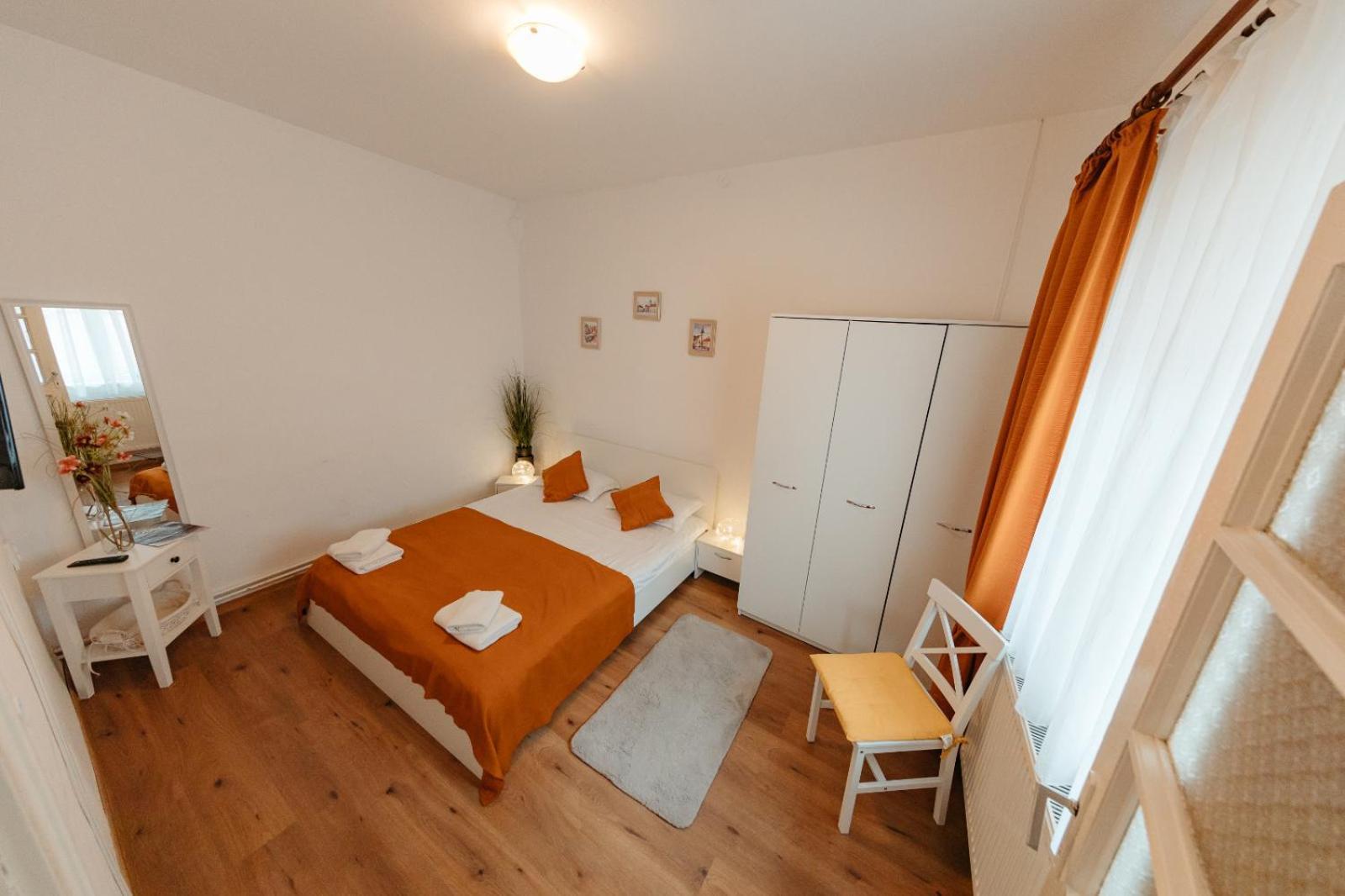 Flh - Apartament Mai Cu Aroma De Cafea Si Ceai Сибиу Экстерьер фото